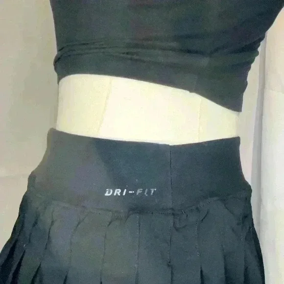 Nike Black Dri-Fit Court Victory Tennis Skirt Size XS (RARE!) - Picture 3 of 6